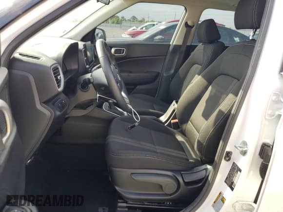 2023 Hyundai Venue SEL с VIN KMHRC8A35PU212963, выставлен на аукционе Copart как лот 71671914 с пробегом 34 879 миль миль и Списание • Salvage title. История ставок и продаж доступна на DreamBid. Изображение 7.