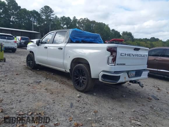 2020 Chevrolet Silverado 1500 Custom with VIN 3GCPWBEH8LG213060, listed as a IAAI auction lot 43349966 with 88,023 mi miles and . Bid and sale history available at DreamBid. Image 3.