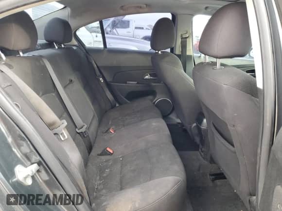 2013 Chevrolet Cruze 1LT z VIN 1G1PC5SB8D7149330, wystawiony jako Copart lot #81519235 z przebiegiem 155 962 mil mil oraz Czysty tytuł • Clean title. Historia ofert i sprzedaży dostępna na DreamBid. Obrazek 10.