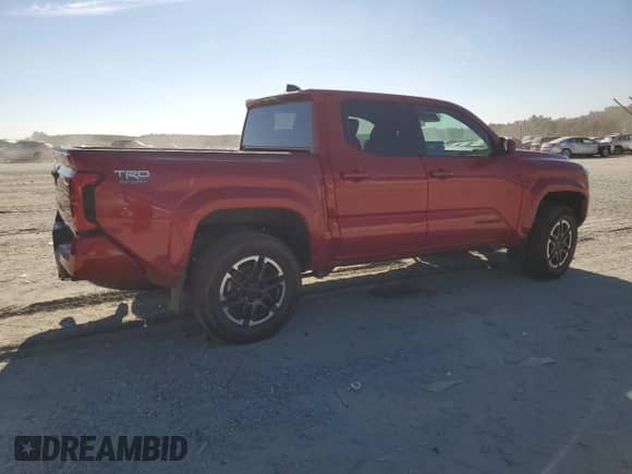 2024 Toyota Tacoma SR5 с VIN 3TYLB5JN8RT009946, выставлен на аукционе Copart как лот 80846895 с пробегом 17 752 миль миль и Списание • Salvage title. История ставок и продаж доступна на DreamBid. Изображение 3.
