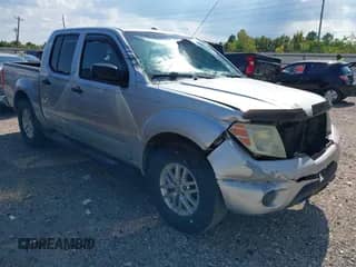 2015 Nissan Frontier SV z VIN 1N6AD0ER9FN703119, wystawiony jako IAAI lot #43126137 z przebiegiem 181 958 mil mil oraz . Historia ofert i sprzedaży dostępna na DreamBid. Obrazek 1.