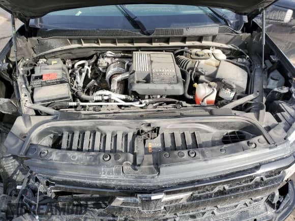 2022 Chevrolet Silverado 1500 RST z VIN 1GCUDEET6NZ599205, wystawiony jako Copart lot #42735645 z przebiegiem Nie podano mil oraz Czysty tytuł • Clean title. Historia ofert i sprzedaży dostępna na DreamBid. Obrazek 11.