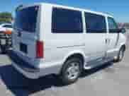 2004 Chevrolet Astro z VIN 1GNDM19X74B104627, wystawiony jako IAAI lot #43035028 z przebiegiem 132 189 mil mil oraz . Historia ofert i sprzedaży dostępna na DreamBid. Obrazek 4.