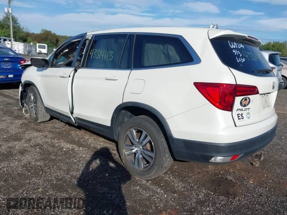 2017 Honda Pilot EX-L с VIN 5FNYF6H52HB085022, выставлен на аукционе IAAI как лот 43314113 с пробегом Не указан миль и . История ставок и продаж доступна на DreamBid. Изображение 3.