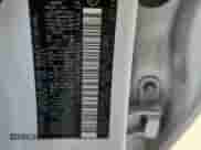 2021 Toyota Camry LE z VIN 4T1C11AK9MU586093, wystawiony jako Copart lot #80775325 z przebiegiem 181 024 mil mil oraz Szkoda całkowita • Salvage title. Historia ofert i sprzedaży dostępna na DreamBid. Obrazek 13.