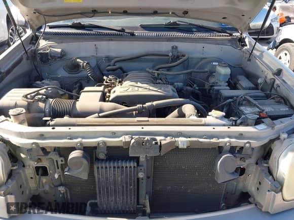 2005 Toyota Tundra SR5 с VIN 5TBET34125S481481, выставлен на аукционе IAAI как лот 43180229 с пробегом 168 225 миль миль и . История ставок и продаж доступна на DreamBid. Изображение 10.