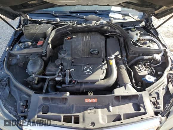 2012 Mercedes-Benz C 250 Sport с VIN WDDGF4HB4CR199974, выставлен на аукционе Copart как лот 82749945 с пробегом 157 558 миль миль и Чистый • Clean title. История ставок и продаж доступна на DreamBid. Изображение 11.