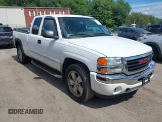 2006 GMC Sierra 1500 SLE1 z VIN 1GTEK19B06Z262924, wystawiony jako IAAI lot #42753002 z przebiegiem Nie podano mil oraz . Historia ofert i sprzedaży dostępna na DreamBid. Obrazek 1.