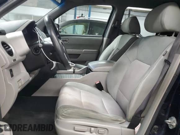 2011 Honda Pilot EX with VIN 5FNYF4H4XBB057357, listed as a Copart auction lot 90401055 with 200,802 mi miles and Clean title. Bid and sale history available at DreamBid. Image 7.