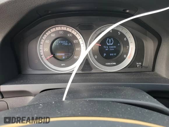 2012 Volvo S60 T6 with VIN YV1902FH8C2024792, listed as a Copart auction lot 43811995 with 189,057 mi miles and Salvage title. Bid and sale history available at DreamBid. Image 9.