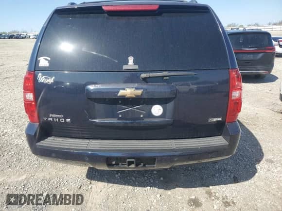 2007 Chevrolet Tahoe LS with VIN 1GNFK13057J382947, listed as a Copart auction lot 52784125 with 264,014 mi miles and Salvage title. Bid and sale history available at DreamBid. Image 6.