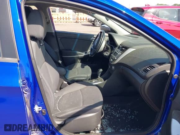 2014 Hyundai Accent SE с VIN KMHCU5AE6EU160100, выставлен на аукционе IAAI как лот 42163687 с пробегом 63 881 миль миль и . История ставок и продаж доступна на DreamBid. Изображение 5.