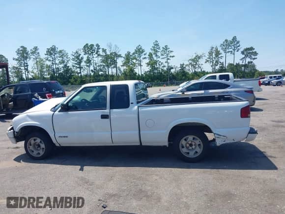 2001 Chevrolet S-10 LS Xtreme с VIN 1GCCS19W218191492, выставлен на аукционе IAAI как лот 43089377 с пробегом 230 306 миль миль и . История ставок и продаж доступна на DreamBid. Изображение 14.