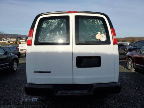 2007 Chevrolet Express Cargo with VIN 1GCGG29VX71148147, listed as a Copart auction lot 42724565 with 153,112 mi miles and Clean title. Bid and sale history available at DreamBid. Image 6.