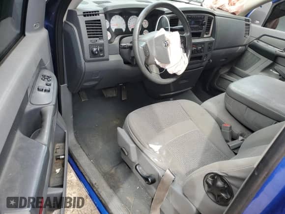 2007 Dodge 1500 SLT z VIN 1D7HA16207J635308, wystawiony jako Copart lot #54723275 z przebiegiem 159 965 mil mil oraz Nie do naprawy • Non repairable. Historia ofert i sprzedaży dostępna na DreamBid. Obrazek 8.