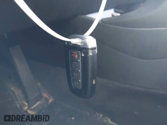 2013 Hyundai Azera с VIN KMHFH4JG1DA327914, выставлен на аукционе IAAI как лот 42877917 с пробегом 221 860 миль миль и . История ставок и продаж доступна на DreamBid. Изображение 11.