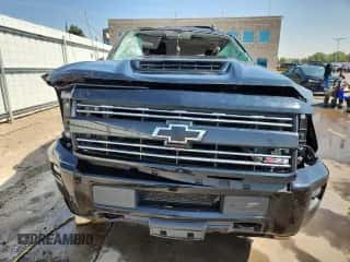 2019 Chevrolet Silverado 2500HD LTZ z VIN 1GC1KTEY1KF146776, wystawiony jako Copart lot #71368295 z przebiegiem 87 384 mil mil oraz Szkoda całkowita • Salvage title. Historia ofert i sprzedaży dostępna na DreamBid. Obrazek 5.