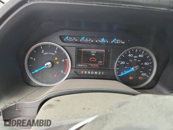 2017 Ford F-250 Lariat z VIN 1FT7W2BT3HED10903, wystawiony jako Copart lot #61096805 z przebiegiem 168 283 mil mil oraz Szkoda całkowita • Salvage title. Historia ofert i sprzedaży dostępna na DreamBid. Obrazek 9.