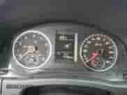 2010 Volkswagen Tiguan S с VIN WVGCV7AX3AW001513, выставлен на аукционе Copart как лот 83395474 с пробегом 147 203 миль миль и Чистый • Clean title. История ставок и продаж доступна на DreamBid. Изображение 9.