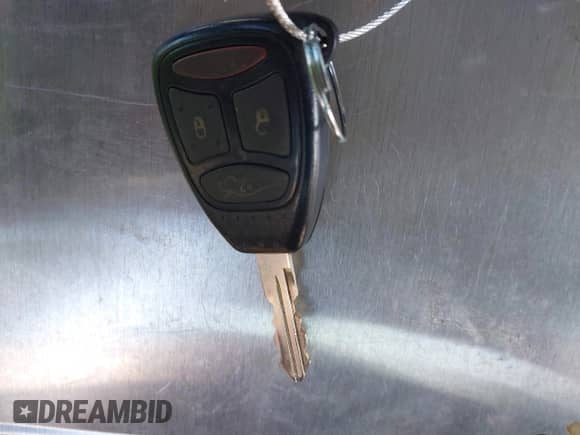 2005 Chrysler 300 300 z VIN 2C3JA43R05H593661, wystawiony jako IAAI lot #42518947 z przebiegiem 246 260 mil mil oraz . Historia ofert i sprzedaży dostępna na DreamBid. Obrazek 11.