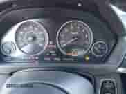 2015 BMW 3 Series 335i z VIN WBA3A9G56FNS66518, wystawiony jako IAAI lot #43449423 z przebiegiem 81 425 mil mil oraz . Historia ofert i sprzedaży dostępna na DreamBid. Obrazek 7.