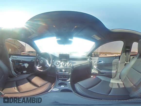 2017 Mercedes-Benz CLA 250 с VIN WDDSJ4EBXHN468071, выставлен на аукционе Copart как лот 80714705 с пробегом 79 000 миль миль и Списание • Salvage title. История ставок и продаж доступна на DreamBid. Изображение 15.