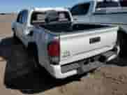 2023 Toyota Tacoma SR z VIN 3TMCZ5AN6PM629599, wystawiony jako Copart lot #84429745 z przebiegiem 62 012 mil mil oraz Czysty tytuł • Clean title. Historia ofert i sprzedaży dostępna na DreamBid. Obrazek 2.