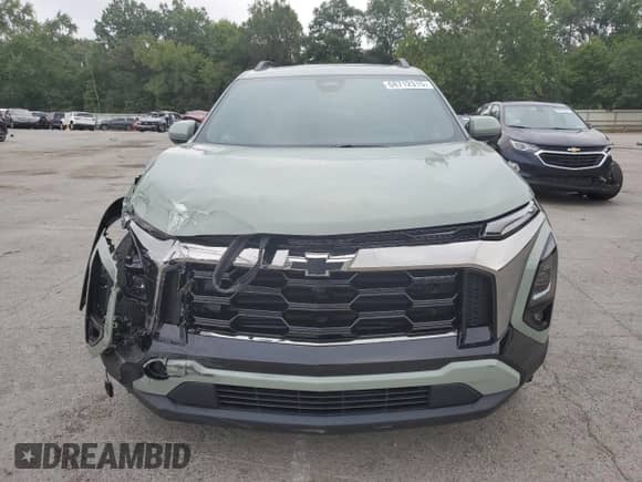 2025 Chevrolet Equinox AWD ACTIV with VIN 3GNAXSEG9SL140353, listed as a Copart auction lot 68712315 with 2,984 mi miles and Salvage title. Bid and sale history available at DreamBid. Image 5.