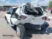 2022 Chevrolet TrailBlazer LS z VIN KL79MMS28NB125371, wystawiony jako IAAI lot #43288453 z przebiegiem 35 165 mil mil oraz . Historia ofert i sprzedaży dostępna na DreamBid. Obrazek 6.