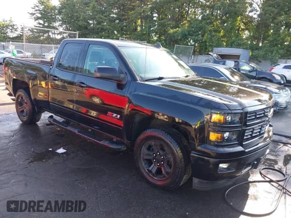 2015 Chevrolet Silverado 1500 LT with VIN 1GCVKREC1FZ332881, listed as a IAAI auction lot 42744439 with 124,409 mi miles and . Bid and sale history available at DreamBid. Image 1.