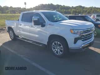 2024 Chevrolet Silverado 1500 LTZ z VIN 1GCUDGE86RZ284160, wystawiony jako IAAI lot #43499735 z przebiegiem 52 687 mil mil oraz . Historia ofert i sprzedaży dostępna na DreamBid. Obrazek 1.