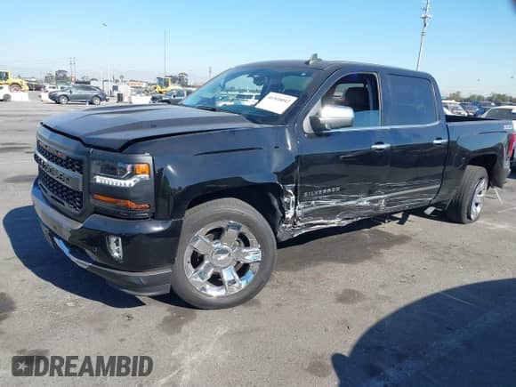 2017 Chevrolet Silverado 1500 LTZ z VIN 3GCUKSEC2HG276942, wystawiony jako IAAI lot #41360042 z przebiegiem 89 751 mil mil oraz . Historia ofert i sprzedaży dostępna na DreamBid. Obrazek 17.
