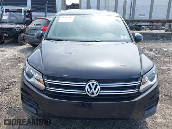 2013 Volkswagen Tiguan SE z VIN WVGAV3AX0DW621305, wystawiony jako IAAI lot #42249707 z przebiegiem 139 500 mil mil oraz . Historia ofert i sprzedaży dostępna na DreamBid. Obrazek 6.