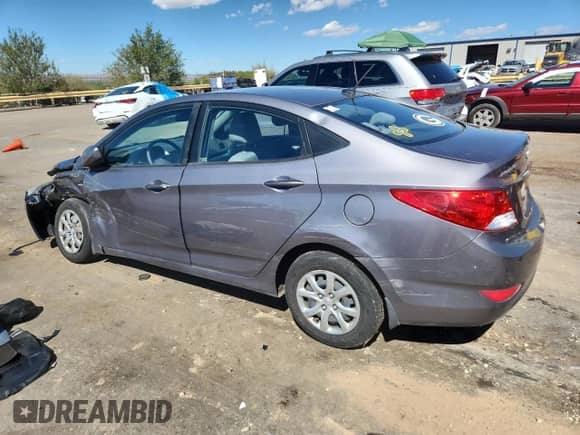 2014 Hyundai Accent GLS z VIN KMHCT4AE1EU716293, wystawiony jako Copart lot #85073165 z przebiegiem 49 580 mil mil oraz Czysty tytuł • Clean title. Historia ofert i sprzedaży dostępna na DreamBid. Obrazek 2.