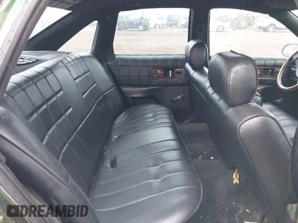 1994 Chevrolet Caprice с VIN 1G1BL52W1RR158055, выставлен на аукционе IAAI как лот 41907431 с пробегом 133 280 миль миль и . История ставок и продаж доступна на DreamBid. Изображение 8.
