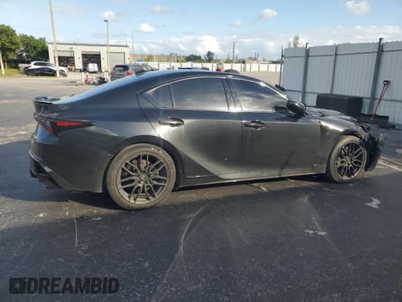 2024 Lexus IS 500 F Sport Performance z VIN JTHAP1D25R5005856, wystawiony jako Copart lot #72887234 z przebiegiem 9 172 mil mil oraz Czysty tytuł • Clean title. Historia ofert i sprzedaży dostępna na DreamBid. Obrazek 3.