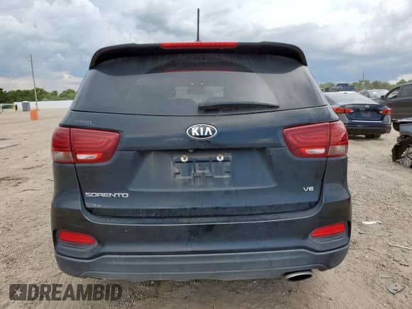 2019 Kia Sorento LX with VIN 5XYPG4A58KG560793, listed as a Copart auction lot 62482205 with 74,174 mi miles and Salvage title. Bid and sale history available at DreamBid. Image 6.