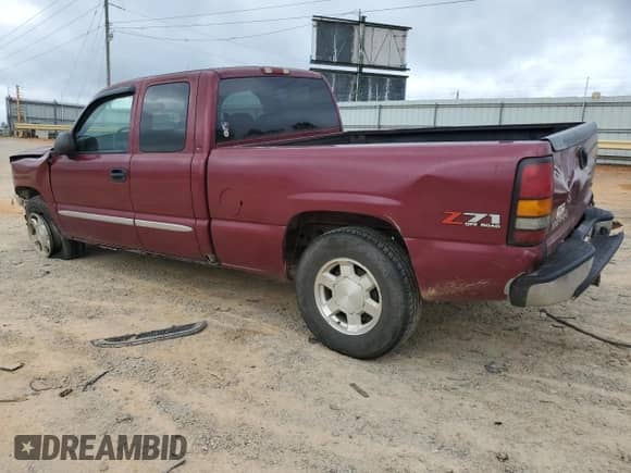 2005 GMC Sierra 1500 SLE z VIN 1GTEK19Z55Z103134, wystawiony jako Copart lot #68221445 z przebiegiem 197 003 mil mil oraz Szkoda całkowita • Salvage title. Historia ofert i sprzedaży dostępna na DreamBid. Obrazek 2.