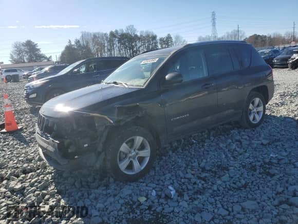 2015 Jeep Compass High Altitude с VIN 1C4NJCEA3FD236245, выставлен на аукционе Copart как лот 42554995 с пробегом 98 950 миль миль и Списание • Salvage title. История ставок и продаж доступна на DreamBid. Изображение 1.