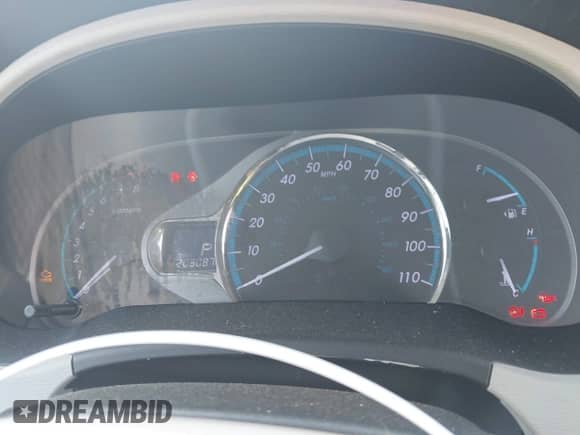 2011 Toyota Sienna XLE AAS with VIN 5TDYK3DC5BS028346, listed as a IAAI auction lot 43253975 with 203,087 mi miles and . Bid and sale history available at DreamBid. Image 7.