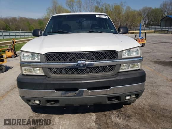 2003 Chevrolet Silverado 2500HD LS с VIN 1GCHK23193F163681, выставлен на аукционе Copart как лот 53353395 с пробегом 335 141 миль миль и Списание • Salvage title. История ставок и продаж доступна на DreamBid. Изображение 5.