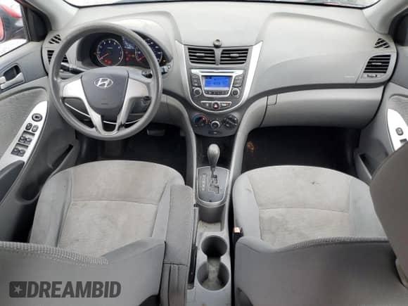 2014 Hyundai Accent GLS z VIN KMHCT4AE0EU707844, wystawiony jako Copart lot #81399485 z przebiegiem 156 373 mil mil oraz Czysty tytuł • Clean title. Historia ofert i sprzedaży dostępna na DreamBid. Obrazek 8.