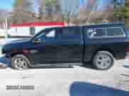 2019 Ram 1500 Big Horn z VIN 1C6RR7LT6KS691190, wystawiony jako IAAI lot #41845200 z przebiegiem 93 918 mil mil oraz . Historia ofert i sprzedaży dostępna na DreamBid. Obrazek 14.