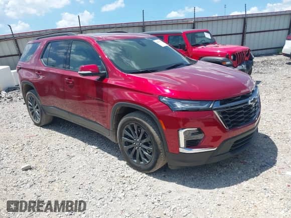 2023 Chevrolet Traverse RS с VIN 1GNEVJKW7PJ310141, выставлен на аукционе IAAI как лот 42858627 с пробегом 26 558 миль миль и . История ставок и продаж доступна на DreamBid. Изображение 1.