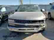 2000 Chevrolet Silverado 1500 LS with VIN 1GCEC14T3YE281264, listed as a Copart auction lot 42632875 with 209,374 mi miles and Salvage title. Bid and sale history available at DreamBid. Image 11.