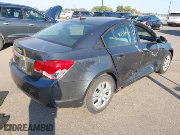 2013 Chevrolet Cruze LS с VIN 1G1PA5SH9D7191225, выставлен на аукционе IAAI как лот 43358726 с пробегом 231 509 миль миль и . История ставок и продаж доступна на DreamBid. Изображение 4.