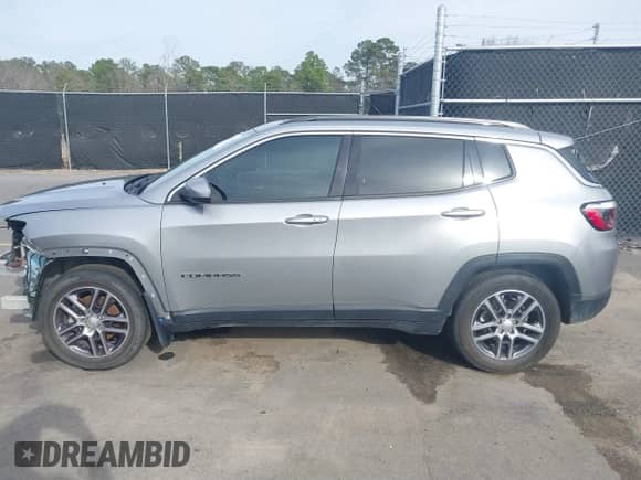 2020 Jeep Compass Latitude z VIN 3C4NJCBB3LT257860, wystawiony jako IAAI lot #41601408 z przebiegiem 72 364 mil mil oraz . Historia ofert i sprzedaży dostępna na DreamBid. Obrazek 15.