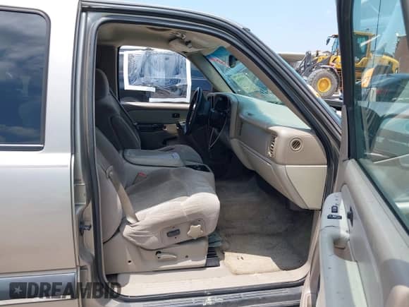 2002 Chevrolet Tahoe LS с VIN 1GNEC13V02R243534, выставлен на аукционе IAAI как лот 42399936 с пробегом 313 588 миль миль и . История ставок и продаж доступна на DreamBid. Изображение 5.