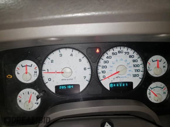 2003 Dodge 2500 ST with VIN 3D3KU28DX3G737889, listed as a Copart auction lot 69875475 with 285,184 mi miles and Clean title. Bid and sale history available at DreamBid. Image 9.