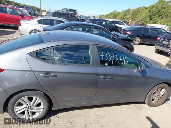 2019 Hyundai Elantra Limited с VIN KMHD84LF9KU836415, выставлен на аукционе IAAI как лот 43393146 с пробегом 72 003 миль миль и . История ставок и продаж доступна на DreamBid. Изображение 14.